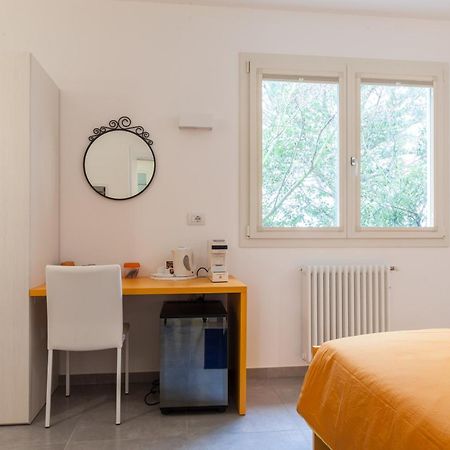 Rose Canine B&B Cesenatico Exterior foto