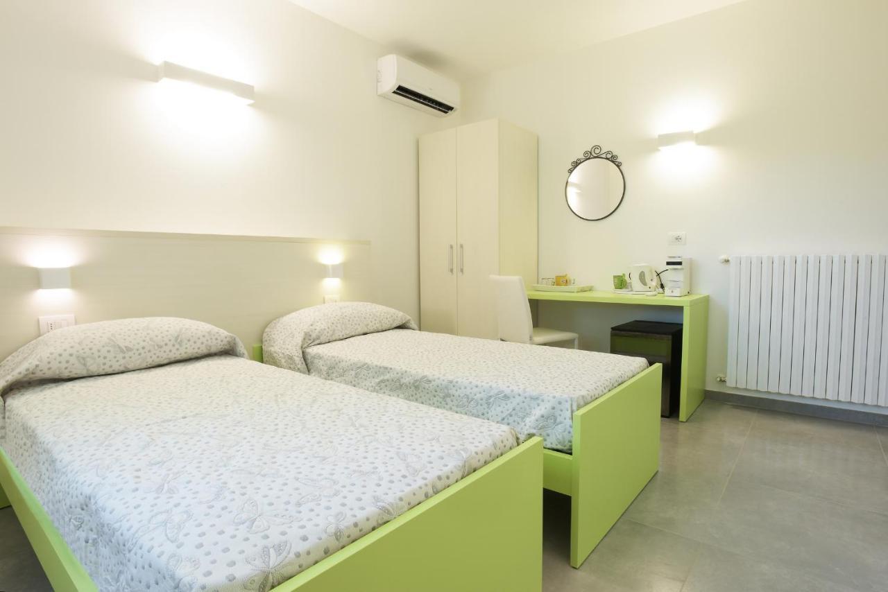 Rose Canine B&B Cesenatico Exterior foto