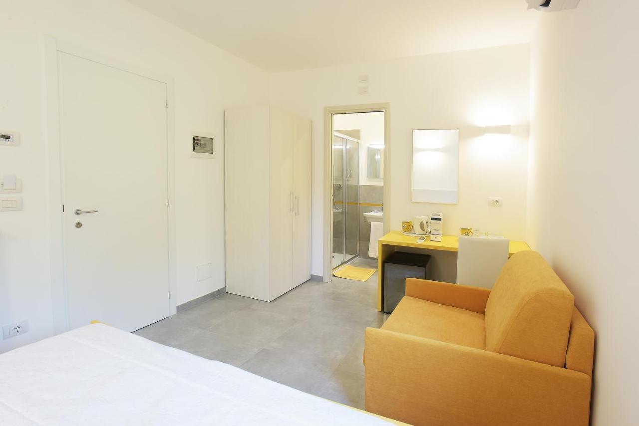 Rose Canine B&B Cesenatico Exterior foto